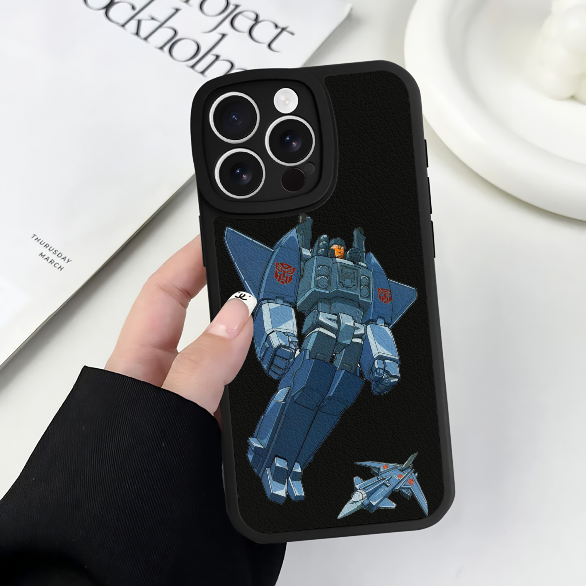 （画像用）  【iPhone 16シリーズ対応】シリコンスマホケース（レザー調） 材質：シリコン